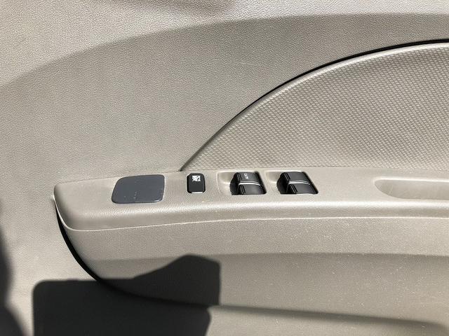 アルトエコ ＥＣＯ－Ｌ　アイドリングストップ　キーレス　スペアキー　純正オーディオ　ヘッドライトレベライザー　セキュリティアラーム　フロアマット　サイドバイザー　アクセサリーソケット（22枚目）