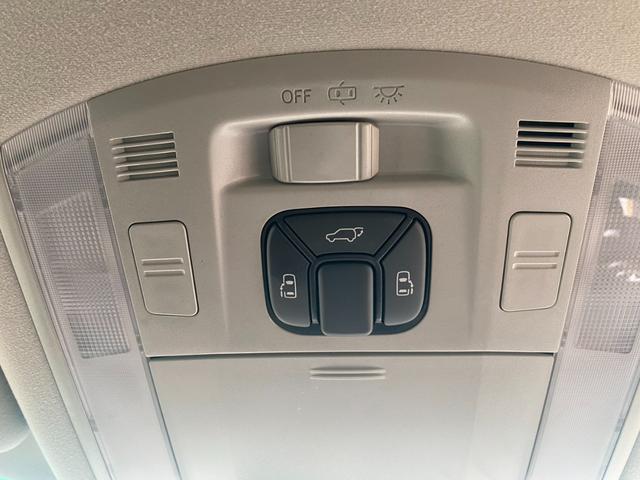 ヴェルファイア ２．４Ｚ　プラチナセレクションＩＩ　社外８インチナビ　フルセグ　ＤＶＤ再生　バックカメラ　ＥＴＣ　フリップダウンモニター　ドラレコ　コーナーセンサー　両側パワースライドドア　ＨＩＤライト　スマートキー　プッシュスタート　マットバイザー（25枚目）