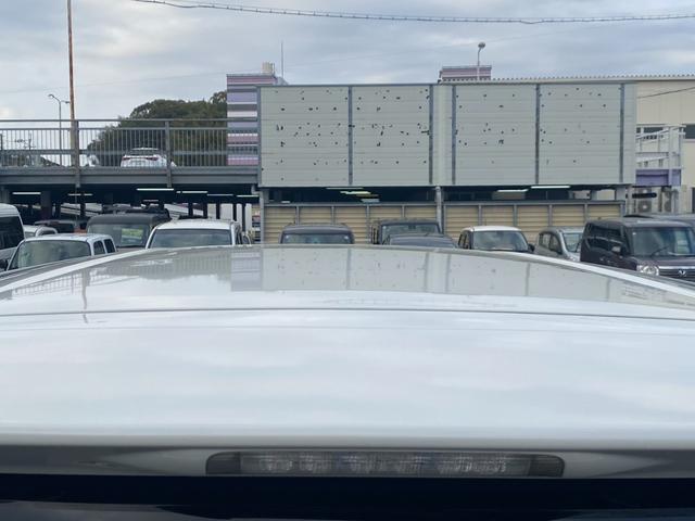 ヴェルファイア ２．４Ｚ　プラチナセレクションＩＩ　社外８インチナビ　フルセグ　ＤＶＤ再生　バックカメラ　ＥＴＣ　フリップダウンモニター　ドラレコ　コーナーセンサー　両側パワースライドドア　ＨＩＤライト　スマートキー　プッシュスタート　マットバイザー（39枚目）