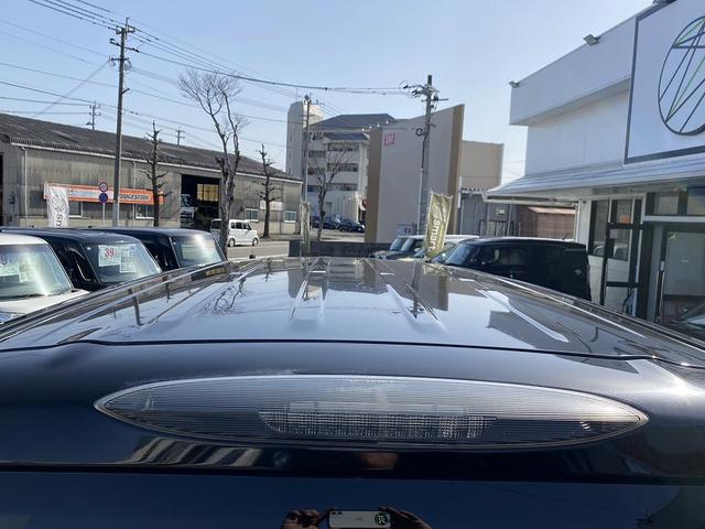 セレナ ライダーブラックラインＳ－ＨＶアドバンスドセーフティ　純正ナビ　フルセグ　ＤＶＤ　Ｂｌｕｅｔｏｏｔｈ　フリップダウンモニター　両側パワースライドドア　エマージェンシーブレーキ　アラウンドビューモニター　ＥＴＣ　プッシュスタート　クルーズコントロール（44枚目）