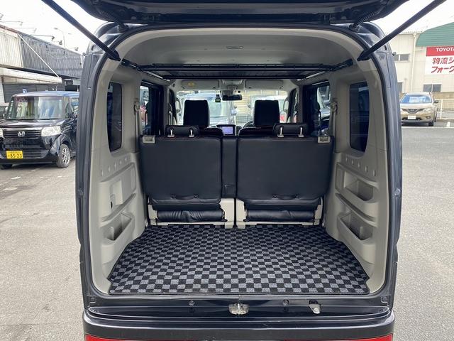 エブリイワゴン ＰＺターボ　衝突軽減　パワースライドドア　社外ナビ　地デジ　バックカメラ　ドライブレコーダー　ＨＩＤヘッドライト　フォグ　スマートキー　プッシュスタート　フロアマット　バイザー　プライバシーガラス　セキュリティ（16枚目）