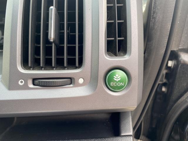 ステップワゴンスパーダ Ｚ　クールスピリット　両側パワースライドドア　純正８インチナビ　フルセグ　ＤＶＤ再生　Ｂｌｕｅｔｏｏｔｈ　バックカメラ　ＥＴＣ　スマートキー　クルーズコントロール　パドルシフト　プライバシーガラス　セキュリティアラーム（27枚目）