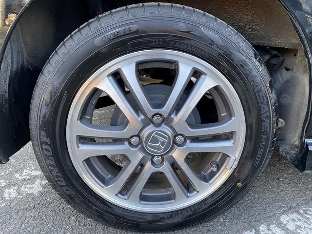 Ｎ－ＢＯＸカスタム Ｇ・Ｌパッケージ　衝突軽減　社外ナビ　フルセグ　ＤＶＤ再生　Ｂｌｕｅｔｏｏｔｈ　バックカメラ　ビルトインＥＴＣ　スマートキー　プッシュスタート　ＨＩＤヘッドライト　フォグ　プライバシーガラス　セキュリティアラーム（36枚目）