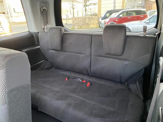 ステップワゴンスパーダ Ｚ　両側パワースライドドア　社外ナビ　フルセグ　ＤＶＤ再生　Ｂｌｕｅｔｏｏｔｈ　バックカメラ　ＥＴＣ　ドライブレコーダー　ＨＩＤヘッドライト　フォグ　スマートキー　マット　バイザー　プライバシーガラス（15枚目）