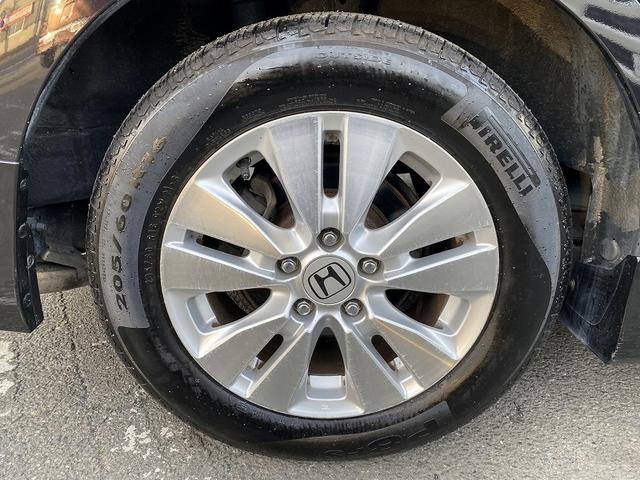 ステップワゴンスパーダ Ｚ　両側パワースライドドア　社外ナビ　フルセグ　ＤＶＤ再生　Ｂｌｕｅｔｏｏｔｈ　バックカメラ　ＥＴＣ　ドライブレコーダー　ＨＩＤヘッドライト　フォグ　スマートキー　マット　バイザー　プライバシーガラス（35枚目）