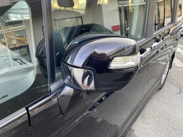 ステップワゴンスパーダ Ｚ　両側パワースライドドア　社外ナビ　フルセグ　ＤＶＤ再生　Ｂｌｕｅｔｏｏｔｈ　バックカメラ　ＥＴＣ　ドライブレコーダー　ＨＩＤヘッドライト　フォグ　スマートキー　マット　バイザー　プライバシーガラス（39枚目）