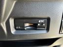 ターボ　ターボ　衝突軽減　車線逸脱警報　純正ナビ　フルセグ　ＤＶＤ再生　Ｂｌｕｅｔｏｏｔｈ　全方位カメラ　ドラレコ　ＥＴＣ　パワースライドドア　社外アルミ　シートヒーター　クルーズコントロール　ＨＩＤ　フォグ（21枚目）
