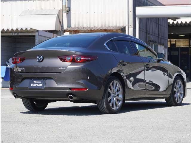 ＭＡＺＤＡ３セダン １．８　ＸＤプロアクティブ　ツーリング　セレクション　ディー　ＥＴＣ　３６０カメラ　パワーシート　地デジ　レーダークルーズコントロール　３６０度モニター　ＳＣＢＳ　Ｂモニター　Ｃセンサー　ＷＡＢ　ＤＶＤ　ＡＢＳ　地デジ　スマートキー　ＥＴＣ　アイドリングストップ（11枚目）