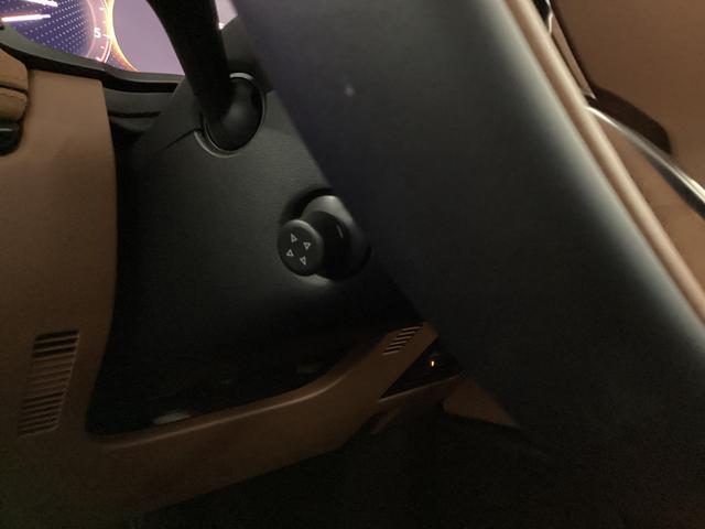 ＣＸ－８０ ３．３　ＸＤハイブリッド　プレミアム　スポーツ　ディーゼルタ　試乗車アップ　サンルーフ　ナビ　ＥＴＣ　パノラマサンルーフ　ＥＴＣ　オートマチックハイビーム　シートヒーター　４ＷＤ　アルミホイール　クリアランスソナー　パワーシート　パワーリフトゲート　衝突軽減（32枚目）