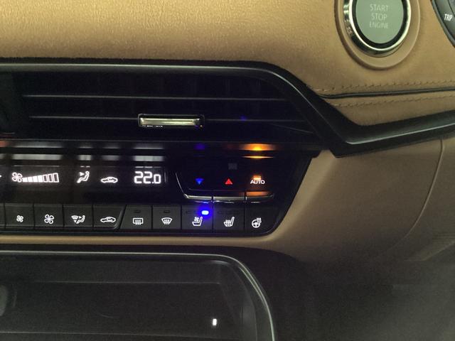 ＣＸ－８０ ３．３　ＸＤハイブリッド　プレミアム　スポーツ　ディーゼルタ　試乗車アップ　サンルーフ　ナビ　ＥＴＣ　パノラマサンルーフ　ＥＴＣ　オートマチックハイビーム　シートヒーター　４ＷＤ　アルミホイール　クリアランスソナー　パワーシート　パワーリフトゲート　衝突軽減（41枚目）