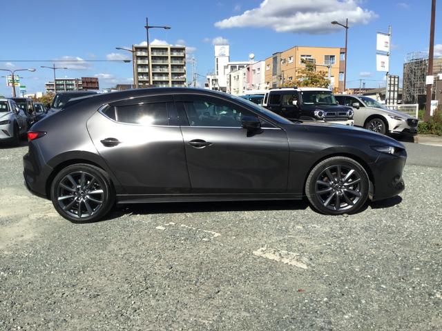 ＭＡＺＤＡ３ファストバック １．８　ＸＤ　Ｌパッケージ　ディーゼルターボ　ＢＯＳＥサウンドシステム　ナビ　シートヒータ　クリアランスソナー　ＡＣＣ　Ｂｌｕｅｔｏｏｔｈオーディオ　ＡＷ　ｉ－ｓｔｏｐ　運転席パワーシート　オートマチックハイビーム　ＵＳＢ　シートヒーター　ターボ（11枚目）