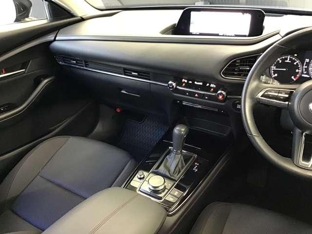 ＣＸ－３０ １．８　ＸＤ　ブラックトーンエディション　ディーゼルターボ　ナビ　ＥＴＣ　全方位モニター　パワーリフト　衝突軽減Ｂ　ＡＣＣ　ｉ－ｓｔｏｐ　ターボ　キーフリー　バックカメラ　パワーバックドア　パーキングセンサー　スマートキー（20枚目）