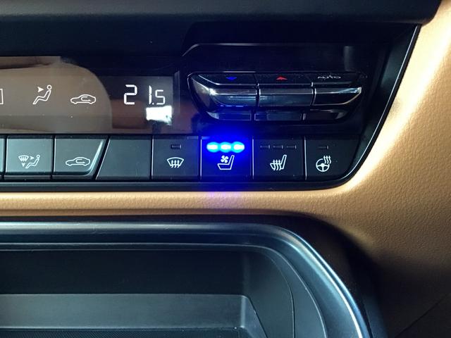 CX-60 3.3 XDハイブリッド プレミアム スポーツ ディーゼルタ 大型サンルーフ BOSEサウンドシステム ダブルサンルーフ シートヒー パワーゲート レーダークルコン パワーシート スマートキー オートハイビーム フルオートエアコン 4WD ABS アルミホイール(41枚目)