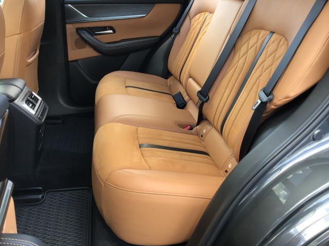 CX-60 3.3 XDハイブリッド プレミアム スポーツ ディーゼルタ 大型サンルーフ BOSEサウンドシステム ダブルサンルーフ シートヒー パワーゲート レーダークルコン パワーシート スマートキー オートハイビーム フルオートエアコン 4WD ABS アルミホイール(60枚目)