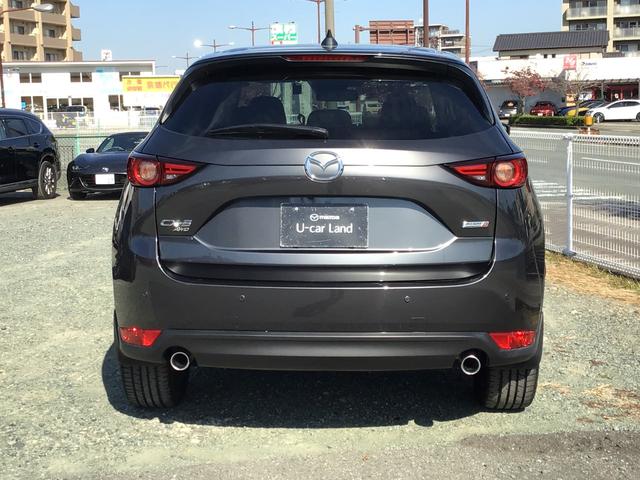 美しさは欧州車に引けを取らないリアビューのデザイン★