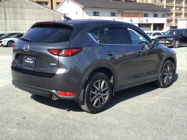 後方からのスタイルが目を引きます。