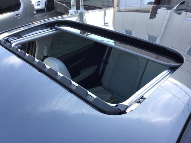 サンルーフ付き