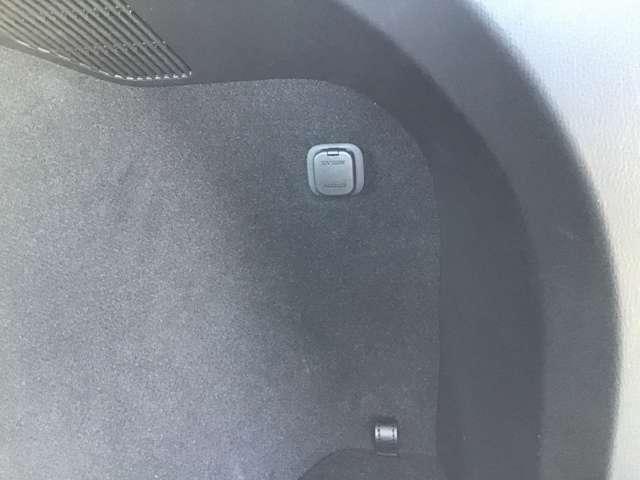 トランク用電源