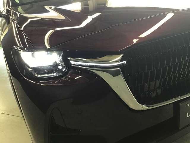 ＣＸ－８０ ３．３　ＸＤハイブリッド　プレミアム　モダン　ディーゼルター　デモアップカー　衝突被害軽減ブレーキ　全周囲カメラ　オートマチックハイビーム　アダプティブクルーズコントロール　革シート　３列シート　バックカメラ　電動シート　シートヒーター　４ＷＤ　サンルーフ（11枚目）