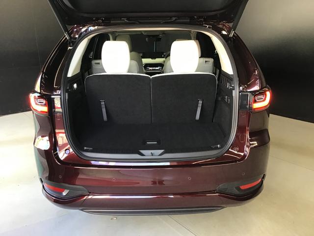 ＣＸ－８０ ３．３　ＸＤハイブリッド　プレミアム　モダン　ディーゼルター　デモアップカー　衝突被害軽減ブレーキ　全周囲カメラ　オートマチックハイビーム　アダプティブクルーズコントロール　革シート　３列シート　バックカメラ　電動シート　シートヒーター　４ＷＤ　サンルーフ（19枚目）