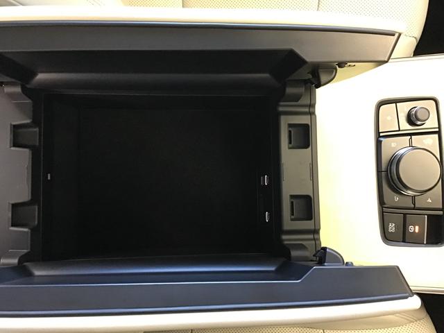 ＣＸ－８０ ３．３　ＸＤハイブリッド　プレミアム　モダン　ディーゼルター　デモアップカー　衝突被害軽減ブレーキ　全周囲カメラ　オートマチックハイビーム　アダプティブクルーズコントロール　革シート　３列シート　バックカメラ　電動シート　シートヒーター　４ＷＤ　サンルーフ（36枚目）