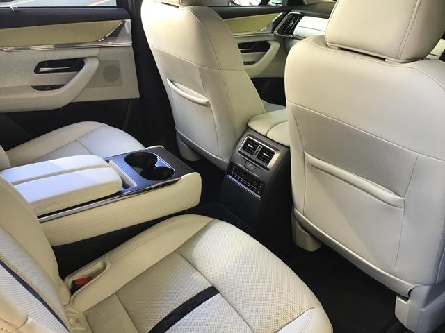 ＣＸ－８０ ３．３　ＸＤハイブリッド　プレミアム　モダン　ディーゼルター　デモアップカー　衝突被害軽減ブレーキ　全周囲カメラ　オートマチックハイビーム　アダプティブクルーズコントロール　革シート　３列シート　バックカメラ　電動シート　シートヒーター　４ＷＤ　サンルーフ（60枚目）