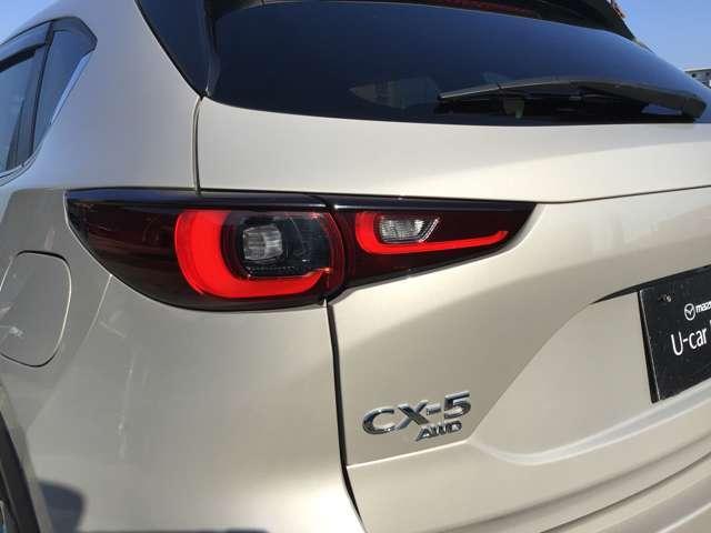 ＣＸ－５ ２．２　ＸＤ　スマート　エディション　ディーゼルターボ　４Ｗ　ＭＲＣＣ　前後センサー　寒冷地仕様　ＬＥＤランプ　ブレーキサポート　地デジ　Ｒカメラ　アイスト　４ＷＤ　ＤＶＤ再生　ＥＴＣ　スマートキー＆プッシュスタート　オートＬＥＤ　メモリーナビ　アルミホイール（12枚目）