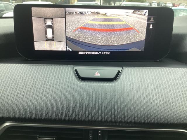 �R�U�O°�r���[���j�^�[�ł͂S�̃J�����őO�㍶�E�E���Չf���Ńh���C�o�[����͌����Ȃ��̈�̊댯�F�m���T�|�[�g�B�S���͂̎��p�����炵�A�������ԏ�╝�񂹁A�����H�i�����Ȃǂ̉^�]�̈��S�������߂܂�