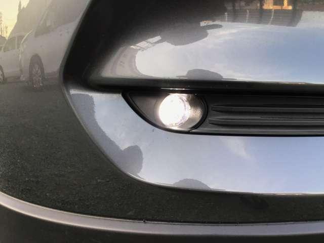 ＣＸ－５ ２．２　ＸＤ　エクスクルーシブ　モード　ディーゼルターボ　ＢＯＳＥサウンド　ナビ　ベンチレーション　アドバンスドキー　衝突軽減ブレーキシステム　コーナーセンサ　地上デジタル　Ｂｌｕｅｔｏｏｔｈオーディオ　レーダークルコン　ＬＥＤヘッドライト　ナビＴＶ　ＡＨＢ（10枚目）