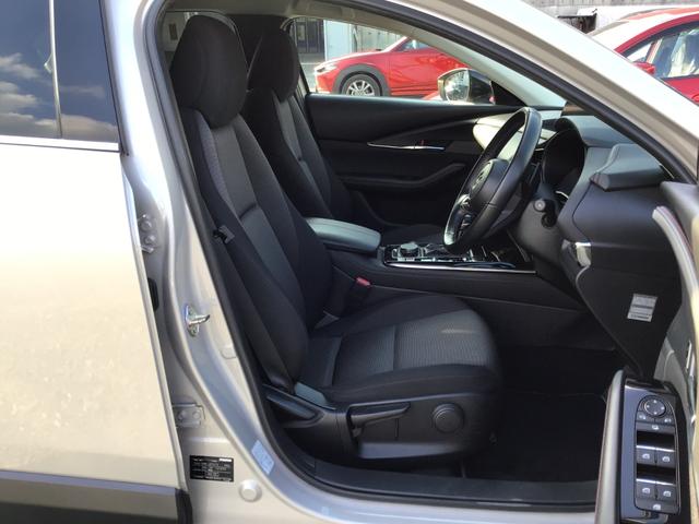 �V�[�g�o�b�N�ɑ̈��𕪎U�ł���T�X�y���V�����}�b�g���̗p�A�����������߁u�̊��v����������x���Ă��܂��B���ʂɂ͕s���Ɋ�����U�����J�b�g����E���^���f�ނŃ����O�h���C�u���u���ɂ����V�[�g�v�ɂȂ�܂���