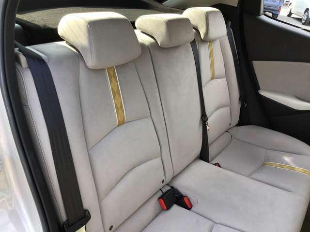 ���㕔���ȃV�[�g��聙�@�����A�V�[�g�����K�ȏ��S�n���V-�g�̏��S�n���ǂ��A���s�Ȃǒ������^�]�ɂ������Ă��܂��B