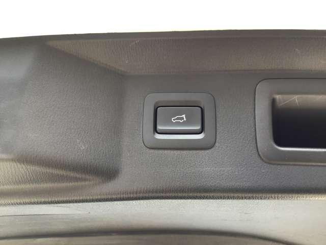 ＣＸ－８ ２．５　２５Ｓ　ブラックトーン　エディション　ナビ　ワイヤレス充電　シートヒーター　３６０°ビュー　ＬＥＤライト　スマートシティブレーキ　アルミホイール　オートエアコン　Ｐシート　メモリーナビゲーション　ＡＢＳ　Ｂカメラ　ＥＴＣ付き　スマートキー（72枚目）