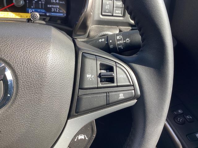 �N���[�Y�R���g���[���𑕔��B�A�N�Z����u���[�L�𑀍삵�Ȃ��Ă��A�����Ő�s�ԂƂ̎Ԋԋ�����ۂ��Ǐ]���s�ł��܂��B�������⍂�����H���^�]����ۂɁA�h���C�o�[�ւ̕��S���y�����܂��B