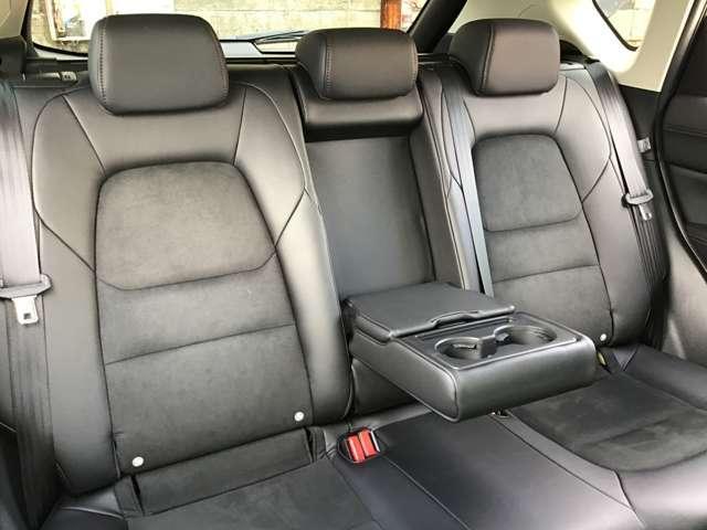 �Q��ڃV�[�g����l�̕��������b�N�X���Ă����������ԂɂȂ��Ă܂��B