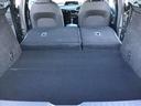 後部座席を倒すとかなりの広さがあり大きな荷物もラクラク積めますよ!