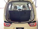 ラゲージルーム！後ろのシートは片方ずつ倒せます。乗る人や積む荷物に応じてアレンジが可能ですので多彩に使えてとても便利です。