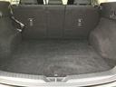 ラゲージルーム!後ろのシートは片方ずつ倒せます。乗る人や積む荷物に応じてアレンジが可能ですので多彩に使えてとても便利です。