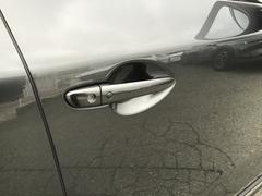 ���ޡ��ȥ����������Ƥ�����֤ǥ��å��ܥ���򲡤��ȡ���ξ���٤ƤΥɥ��β����ܾ���Ԥ����Ȥ�����ޤ��� 4