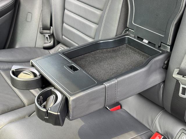 ＧＬＣ ＧＬＣ３００　４マチック　クーペ　ＡＭＧライン　後期　サンルーフ　レザーエクスクルーシブ　パナメリカーナグリル　ヘッドアップディスプレイ　全席シートヒーター　前席ベンチレーション　ＲＳＰ　全方位カメラ　２．０ＥＴＣ　電動リアゲート　前後ドラレコ（30枚目）