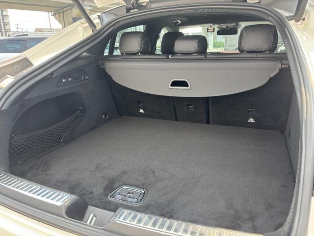 ＧＬＣ ＧＬＣ３００　４マチック　クーペ　ＡＭＧライン　後期　サンルーフ　レザーエクスクルーシブ　パナメリカーナグリル　ヘッドアップディスプレイ　全席シートヒーター　前席ベンチレーション　ＲＳＰ　全方位カメラ　２．０ＥＴＣ　電動リアゲート　前後ドラレコ（61枚目）