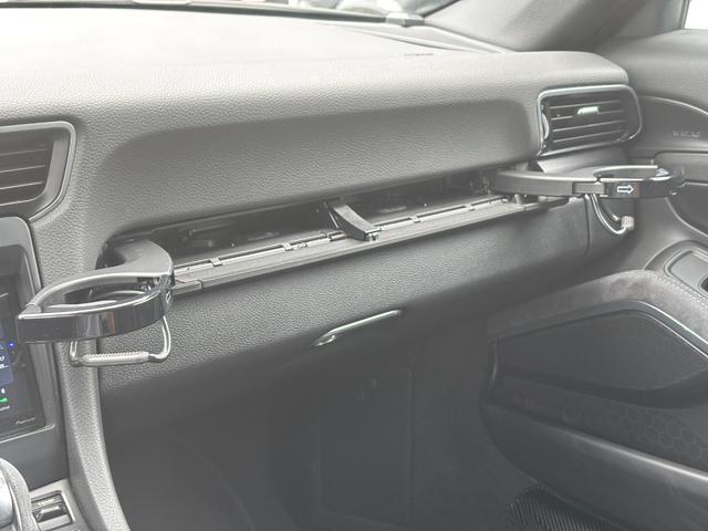 ９１１ ９１１カレラＧＴＳ　スポクロ　ＰｏｗｅｒＣｒａｆｔマフラー　純正ＧＴ３アルミホイール　Ｈ＆Ｒダウンサス　ＢＯＳＥサウンド　ＰＴＶプラス　アルカンターラルーフ　ＧＴＳスポーツシート　ＡｐｐｌｅＣａｒＰｌａｙ　バックカメラ（36枚目）