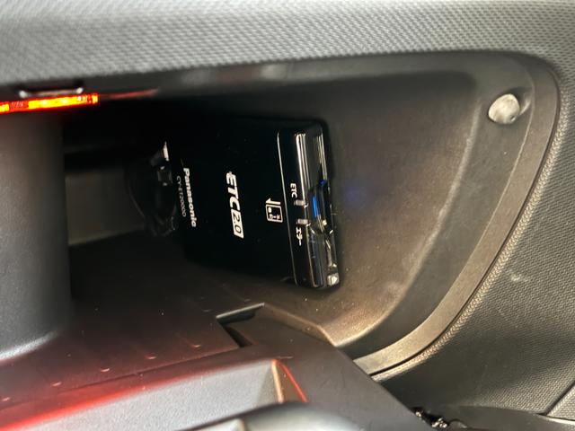 スマートフォーフォー ＢＲＡＢＵＳ　スポーツ　１オナ　社外２ＤＩＮナビ　フルセグＴＶ　バックカメラ　黒革シート　ガラスルーフ　純正ブラバスアルミ　前席シートヒーター　Ｂｌｕ－ｒａｙ　車線逸脱警告　衝突警告　ＥＴＣ　ドラレコ　クルーズコントロール（46枚目）