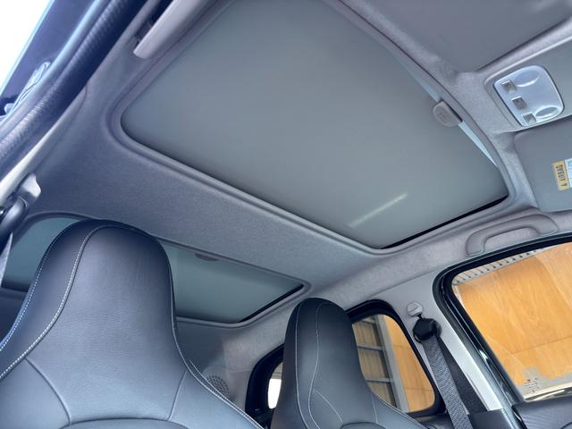 スマートフォーフォー ＢＲＡＢＵＳ　スポーツ　１オナ　社外２ＤＩＮナビ　フルセグＴＶ　バックカメラ　黒革シート　ガラスルーフ　純正ブラバスアルミ　前席シートヒーター　Ｂｌｕ－ｒａｙ　車線逸脱警告　衝突警告　ＥＴＣ　ドラレコ　クルーズコントロール（51枚目）