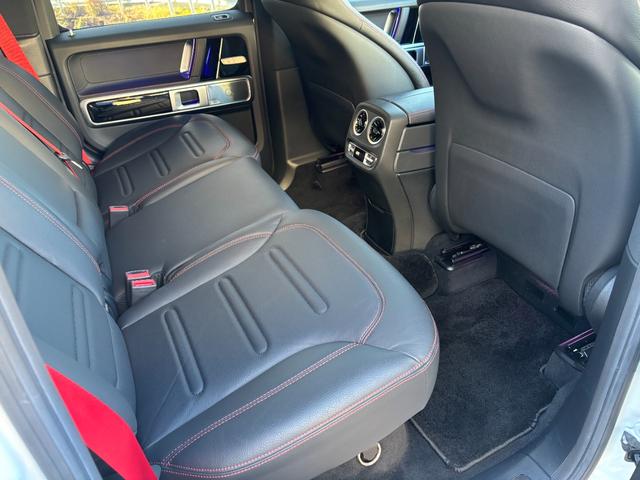 Gクラス G350d AMGライン 1年保証付 1オーナー アダプティブダンピングシステム ラグジュアリーPKG レーダーセーフティーPKG サンルーフ 全方位カメラ ブルメスター ナビ・フルセグTV  黒革 シートヒータ アンビエント(38枚目)