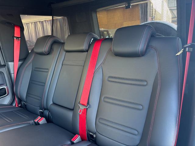 Gクラス G350d AMGライン 1年保証付 1オーナー アダプティブダンピングシステム ラグジュアリーPKG レーダーセーフティーPKG サンルーフ 全方位カメラ ブルメスター ナビ・フルセグTV  黒革 シートヒータ アンビエント(39枚目)