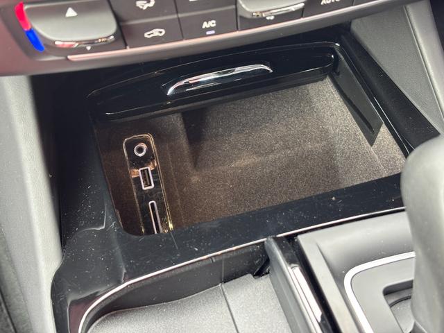 レヴァンテ Sグランスポーツ サンルーフ 赤革シート 21インチアルミ(アンテーオ) ACC FCW BSA 車線逸脱警告 シートヒーター ナビ 全方位カメラ ソフトドアクロージャー 電動リアゲート ETC(43枚目)