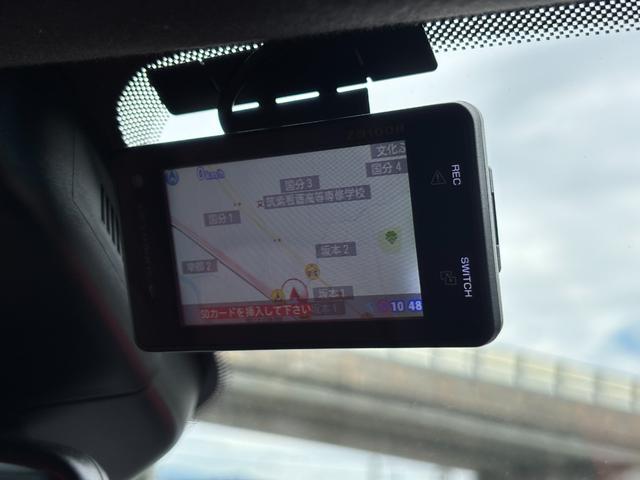 レヴァンテ Sグランスポーツ サンルーフ 赤革シート 21インチアルミ(アンテーオ) ACC FCW BSA 車線逸脱警告 シートヒーター ナビ 全方位カメラ ソフトドアクロージャー 電動リアゲート ETC(49枚目)