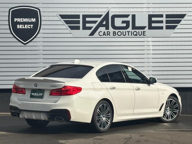 ５シリーズ ５２３ｄ　Ｍスポーツ　ハイラインパッケージ　１年保証付　黒革　ヘッドアップディスプレイ　全席シートヒーター　Ｍ５ルックリアバンパー　フロントスポイラー　ドライビングアシストプラス　全方位カメラ　ＡＣＣ　ＬＤＷ　ＬＣＷ　クロストラフィック　ＥＴＣ（2枚目）