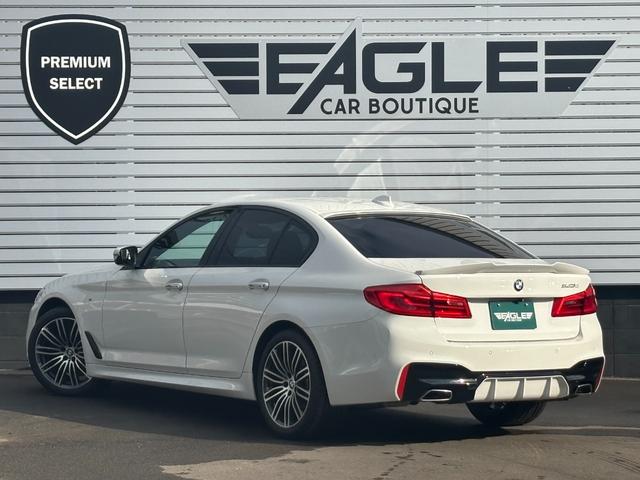 ５シリーズ ５２３ｄ　Ｍスポーツ　ハイラインパッケージ　１年保証付　黒革　ヘッドアップディスプレイ　全席シートヒーター　Ｍ５ルックリアバンパー　フロントスポイラー　ドライビングアシストプラス　全方位カメラ　ＡＣＣ　ＬＤＷ　ＬＣＷ　クロストラフィック　ＥＴＣ（17枚目）