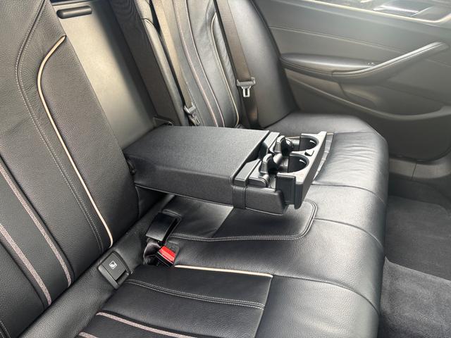 ５シリーズ ５２３ｄ　Ｍスポーツ　ハイラインパッケージ　１年保証付　黒革　ヘッドアップディスプレイ　全席シートヒーター　Ｍ５ルックリアバンパー　フロントスポイラー　ドライビングアシストプラス　全方位カメラ　ＡＣＣ　ＬＤＷ　ＬＣＷ　クロストラフィック　ＥＴＣ（32枚目）